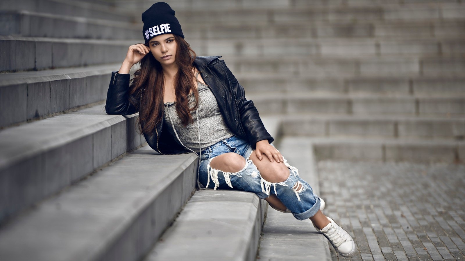 Sassy girls in Algiers